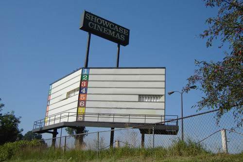 Showcase Cinemas Dearborn - Demo From Mark